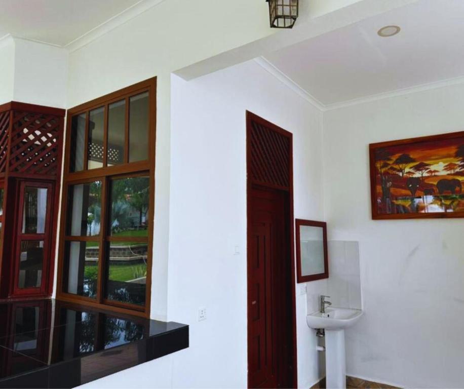 Hellen's Riverside Villas Moshi.