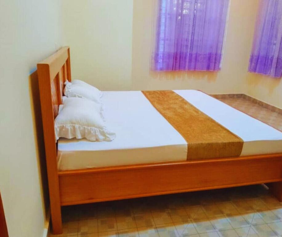 Hellen's Riverside Villas Moshi.