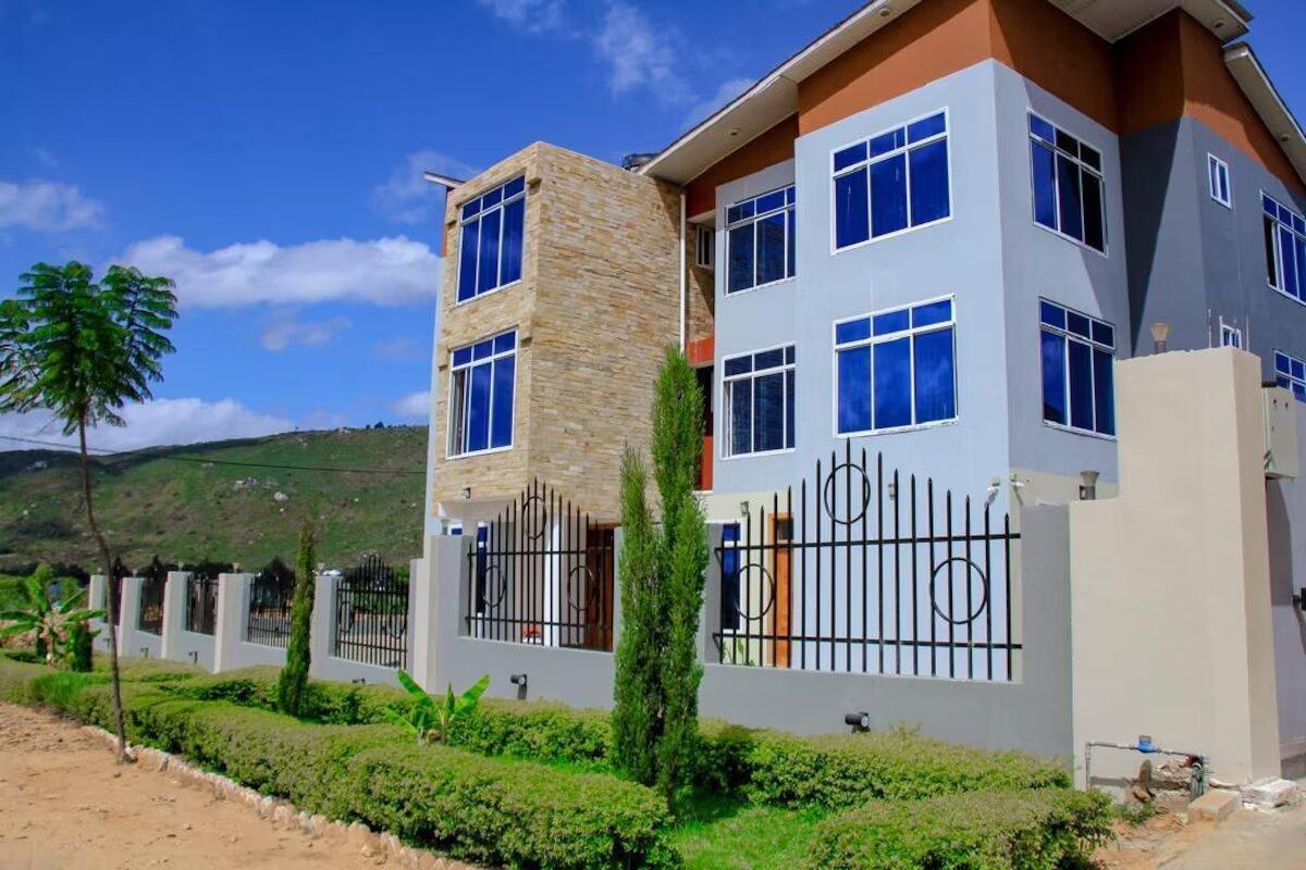 Wooden Haven Hotel, Iringa.