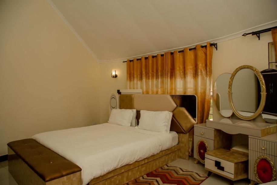 A1 Hotel and Resort, Arusha.-16