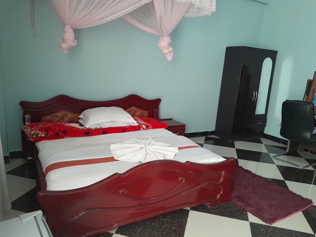 GR City Hotel, Mbeya.