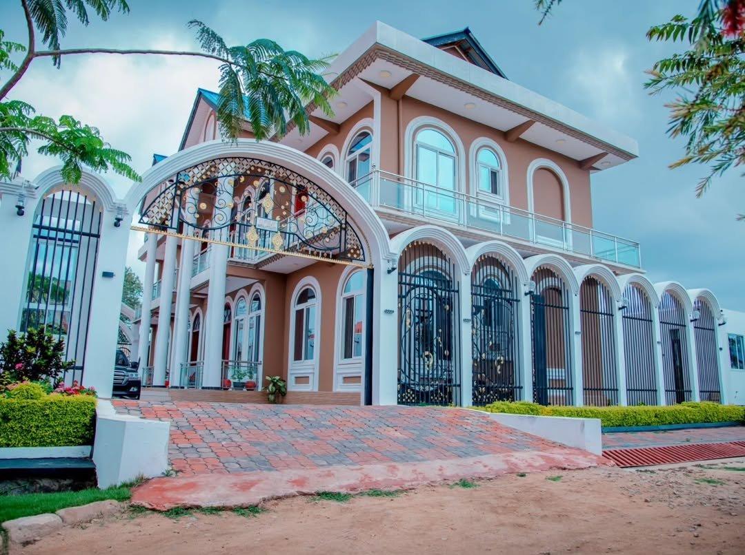 Pera Imperial Hotel, Iringa.