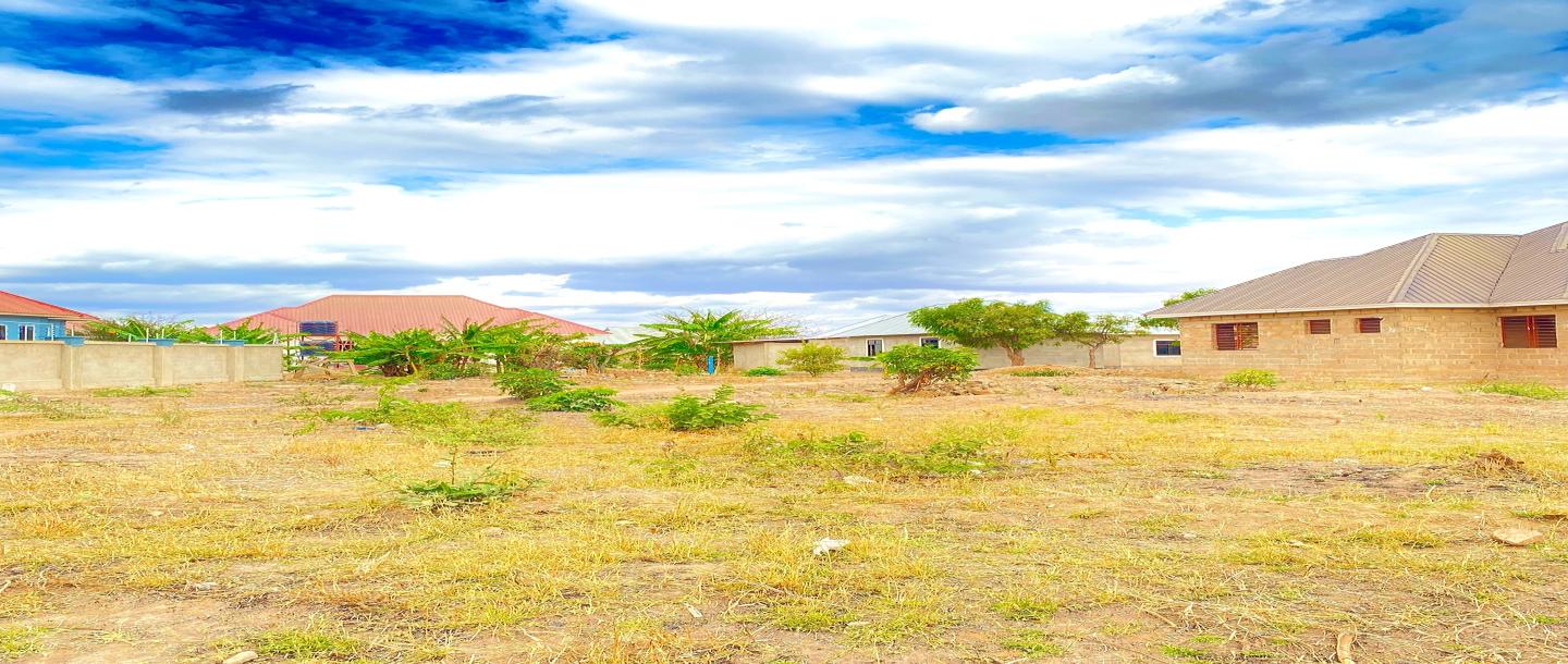 KIWANJA KINAUZWA KINATAZAMA BARABARA YA LAMI, MPAMAA DODOMA-6