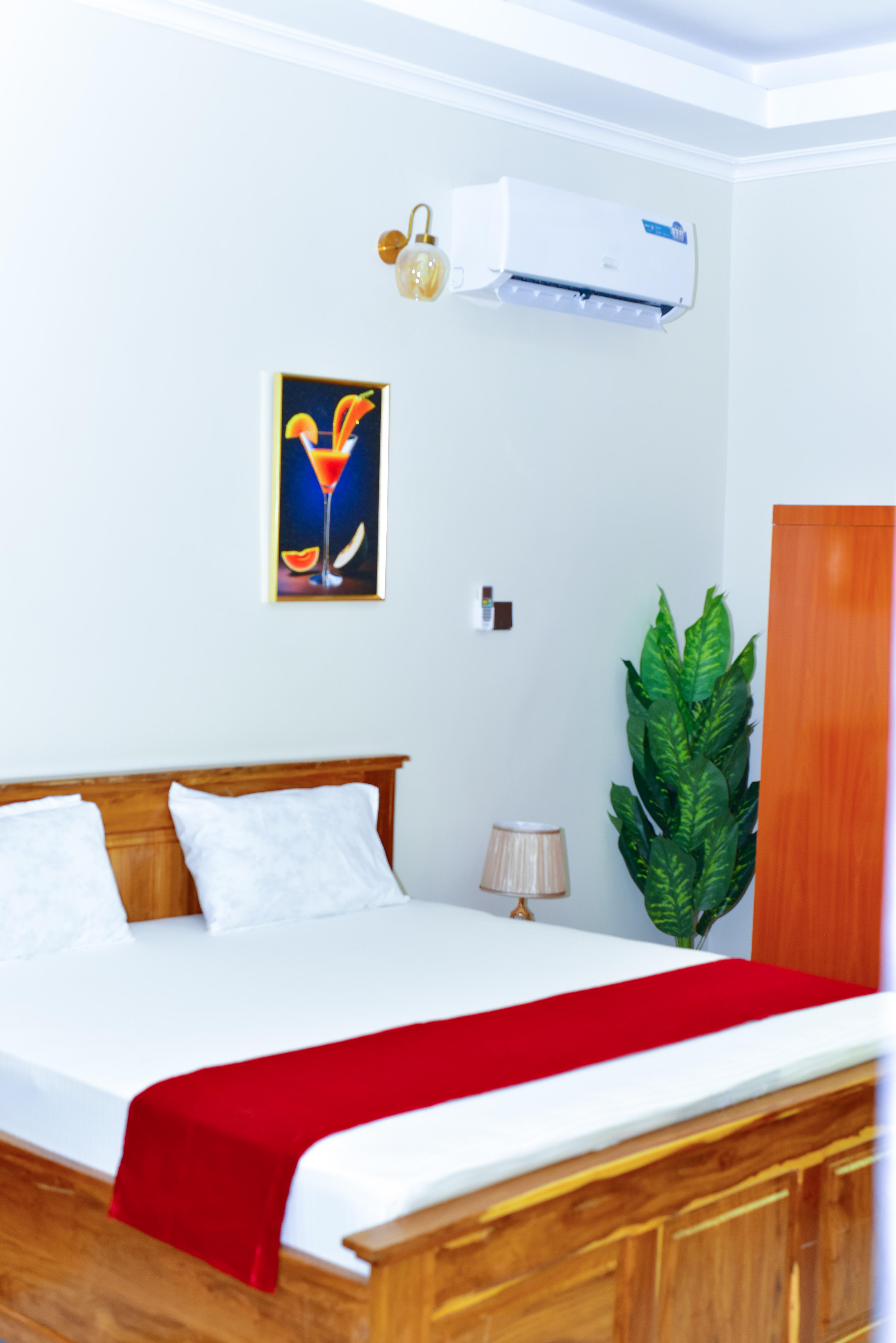 Serengeti Space Resort, Bunda Town.