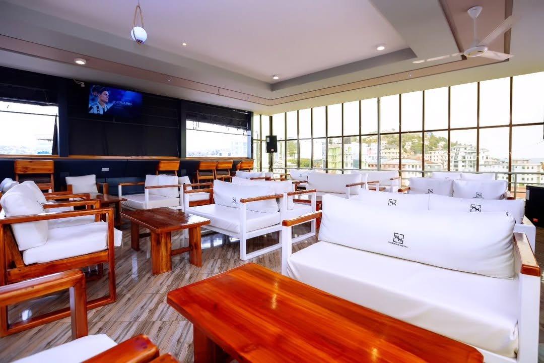 Hadjens Hotel, Mwanza.