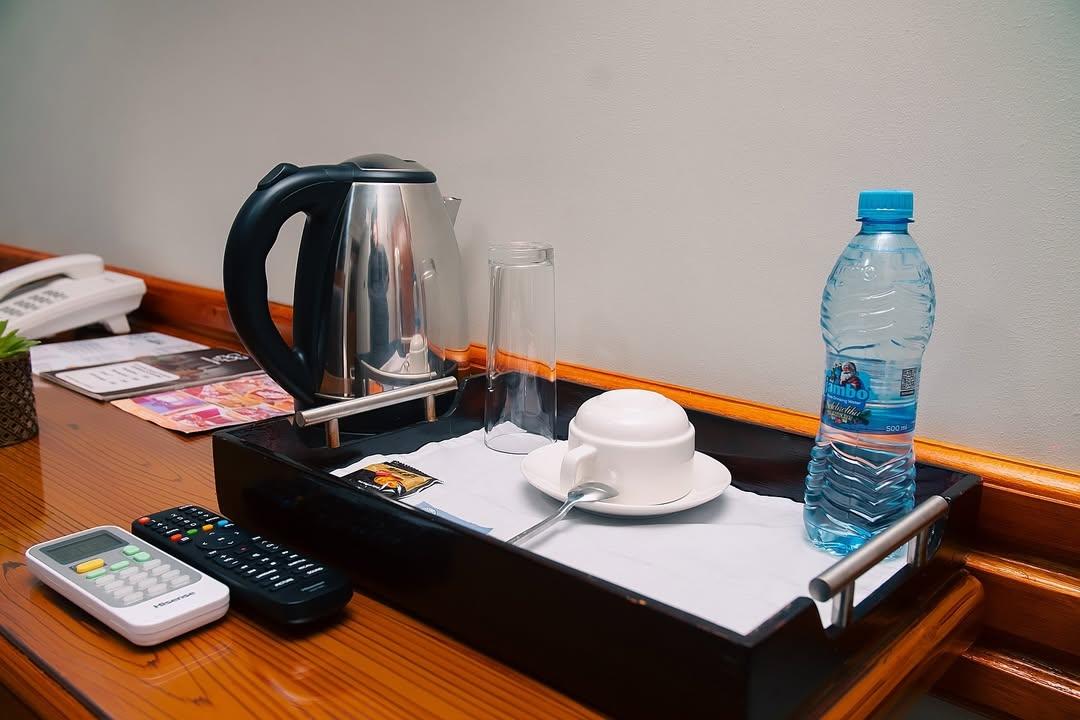 Hadjens Hotel, Mwanza.