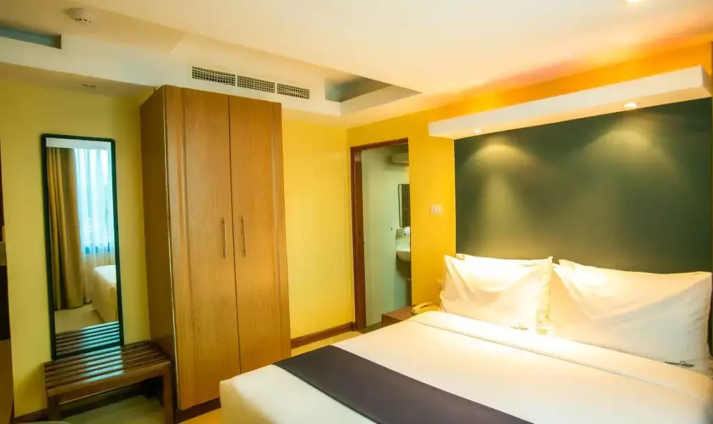 Parrot Hotel Arusha-14