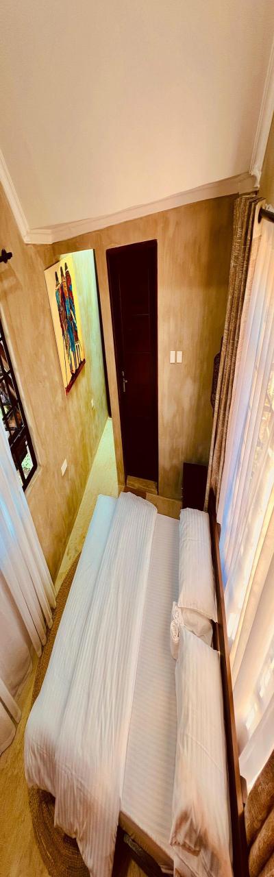 Sereno Cabana Apartments