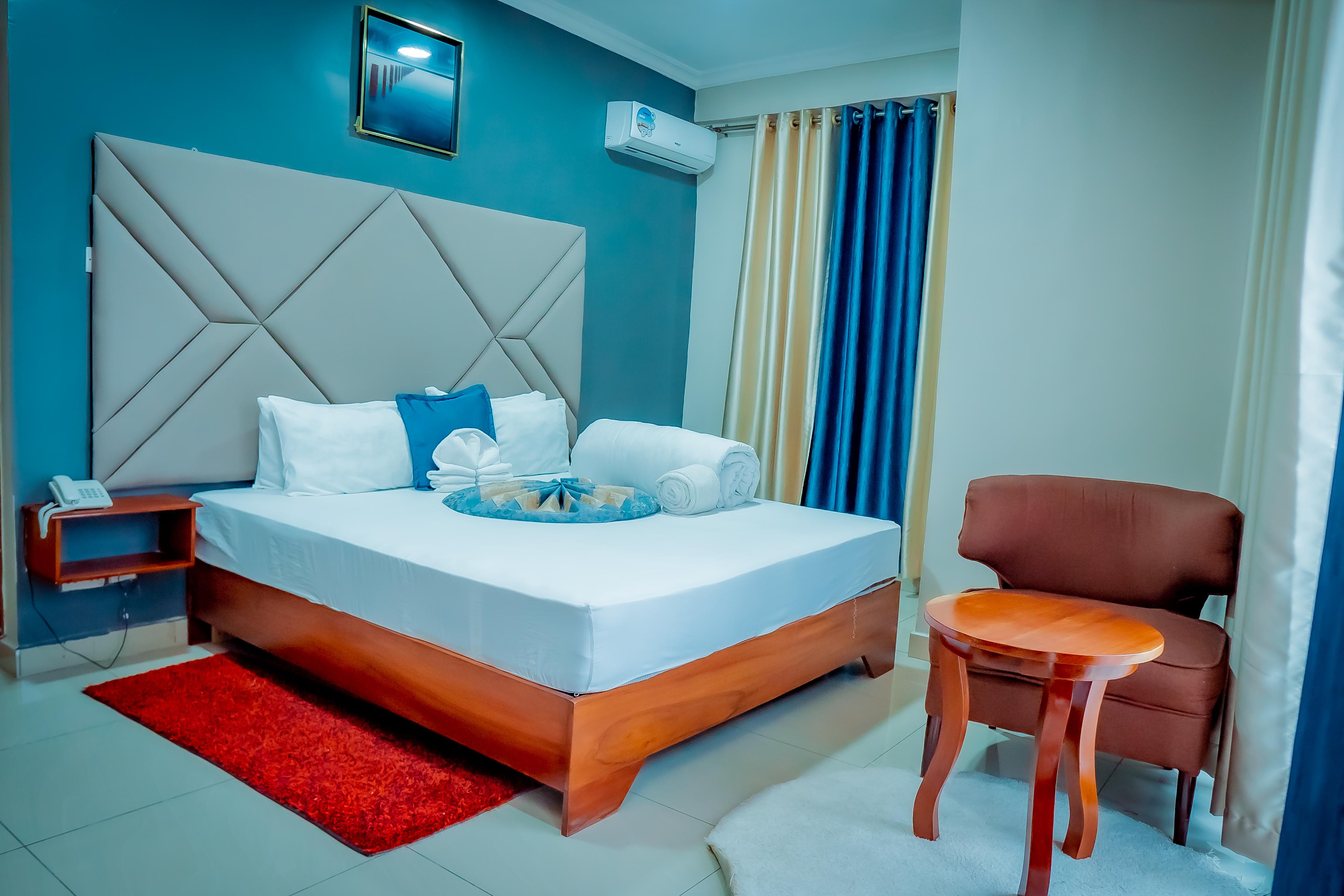 Le Grand Marie Hotel & Apartments.