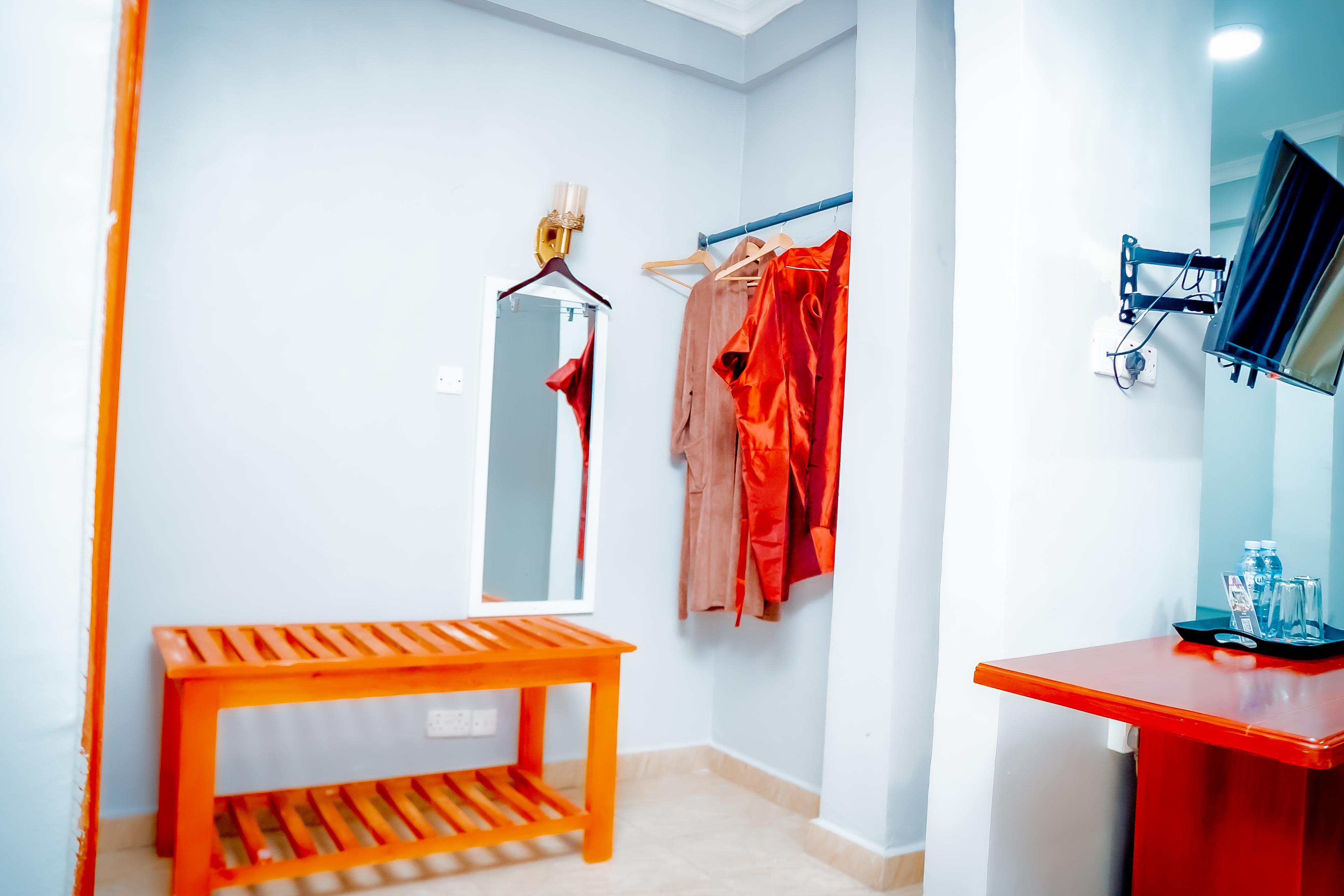 Le Grand Marie Hotel & Apartments.