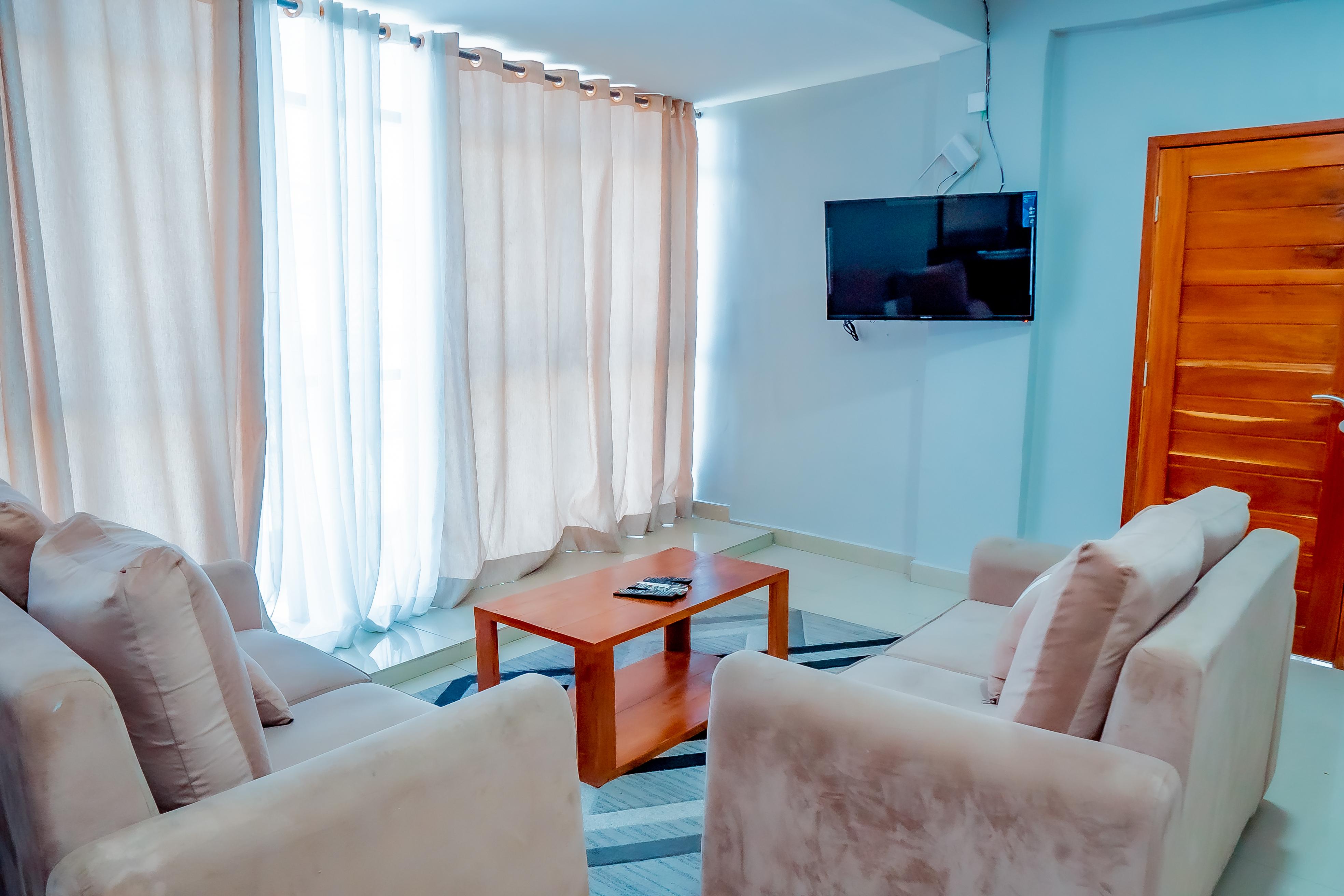 Le Grand Marie Hotel & Apartments.