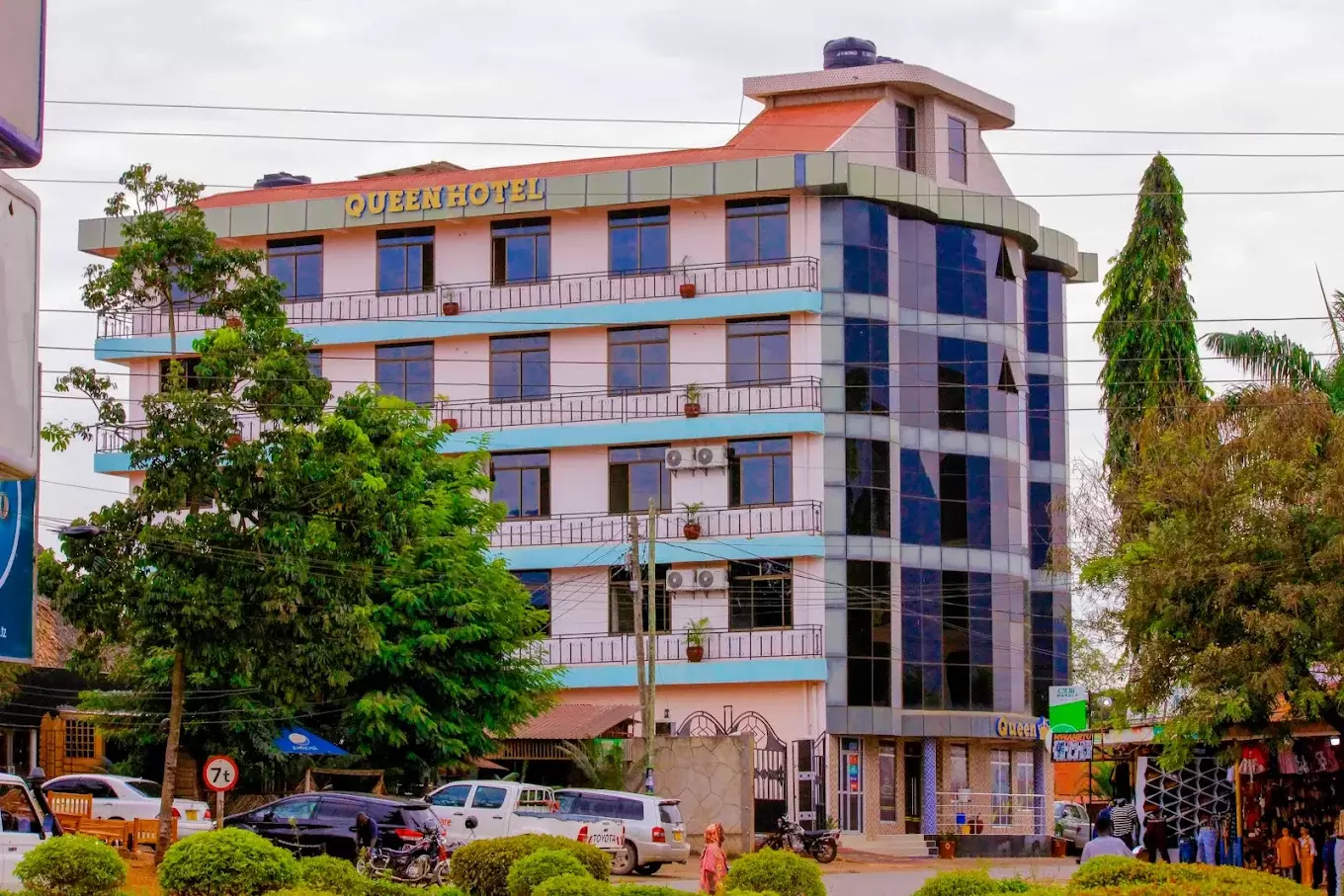 Queen Hotel, Morogoro.