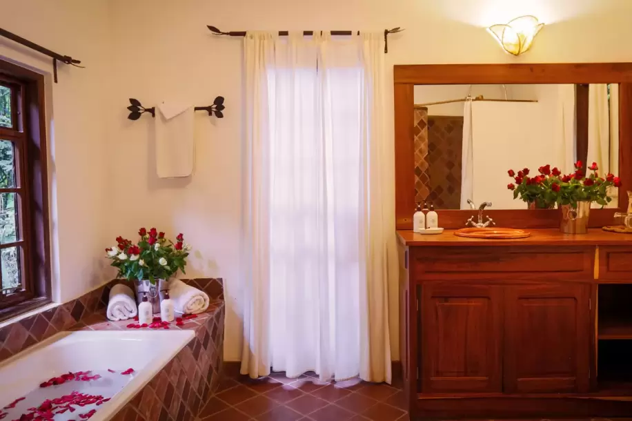 Rivertrees Country Inn, Arusha.-3