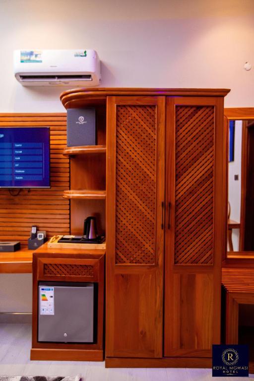 Royal Mgwasi Hotel, Mbeya.