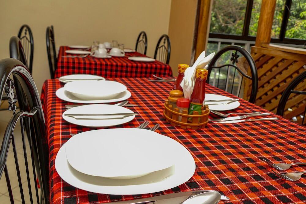 Runako Lodge Arusha.