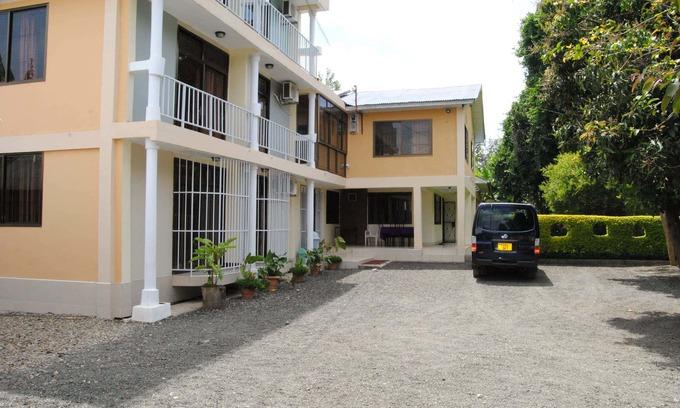 Runako Lodge Arusha.