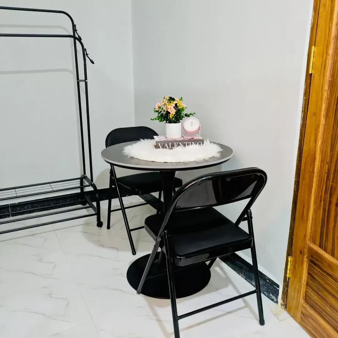 Lee Luxy Lodge, Dodoma.