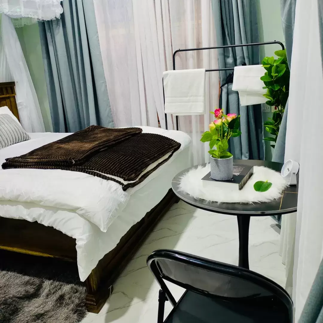 Lee Luxy Lodge, Dodoma.