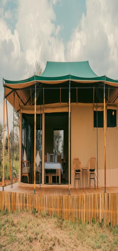 Jackals Lair Camp Serengeti