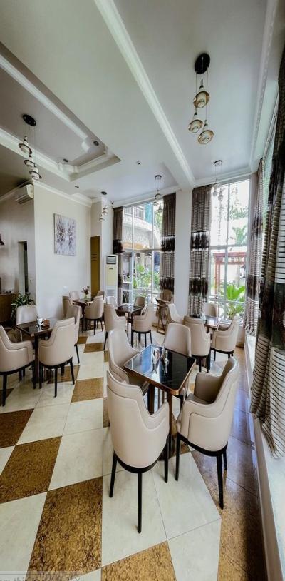 Adden Palace Hotel, Mwanza.