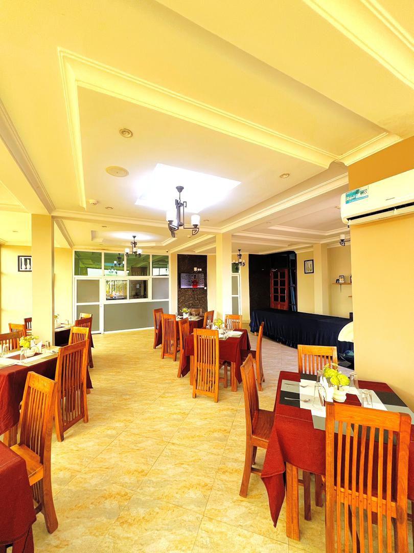 Rejis Hotel, Dodoma.