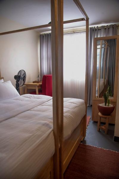 Summit Retreat Moshi.