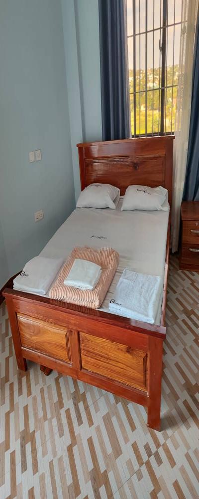 Family Corner: Apartments, Office Spaces and Wedding/Conference Halls