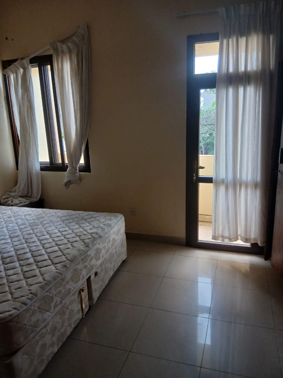 IPH: Apartment for Rent, Masaki.