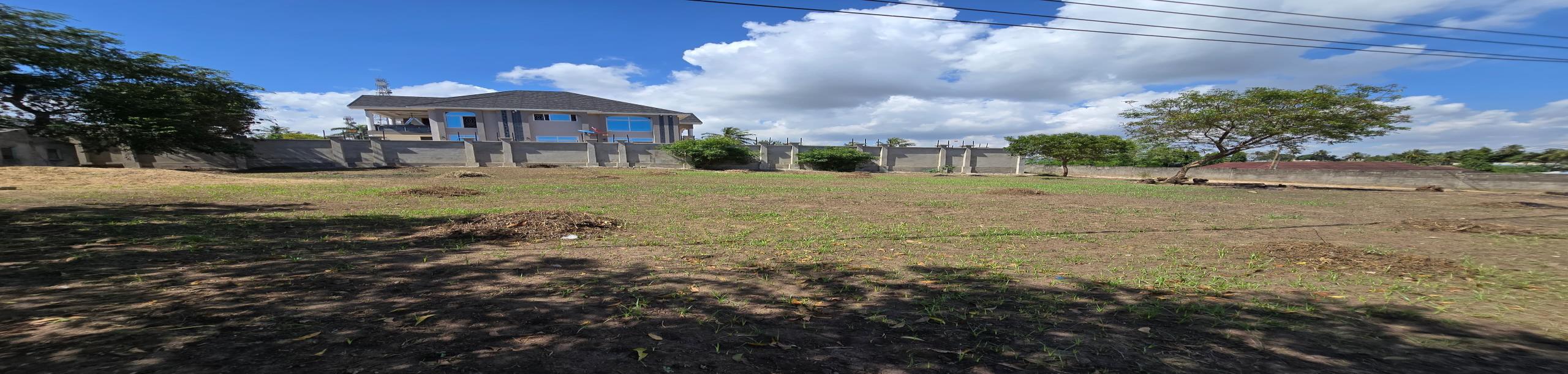 IPH: A 1800-SQM Plot for Sale - Salasala Kwa Mrema.-3