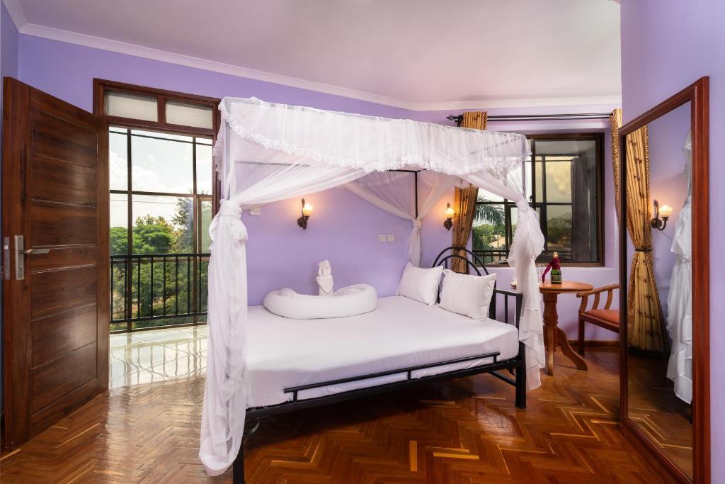 Mrimba Palm Hotel, Arusha