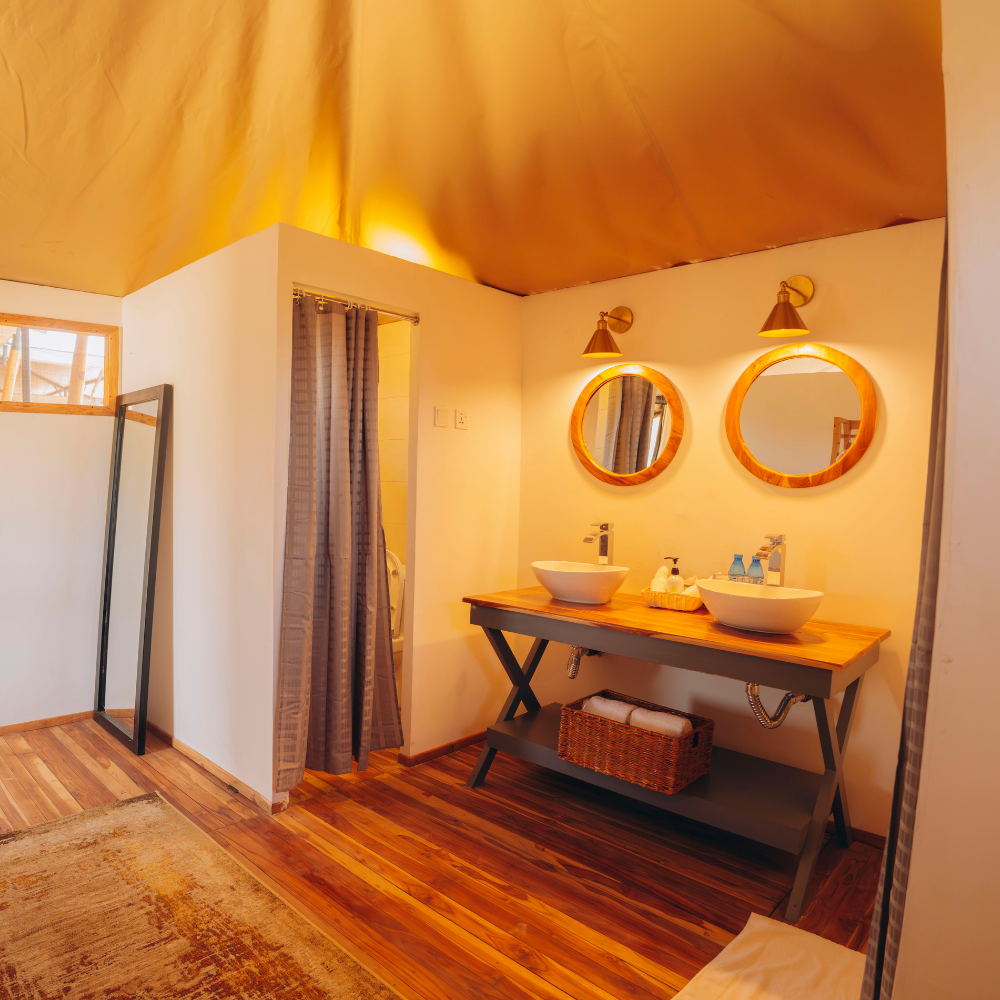 Jackals Lair Camp Serengeti