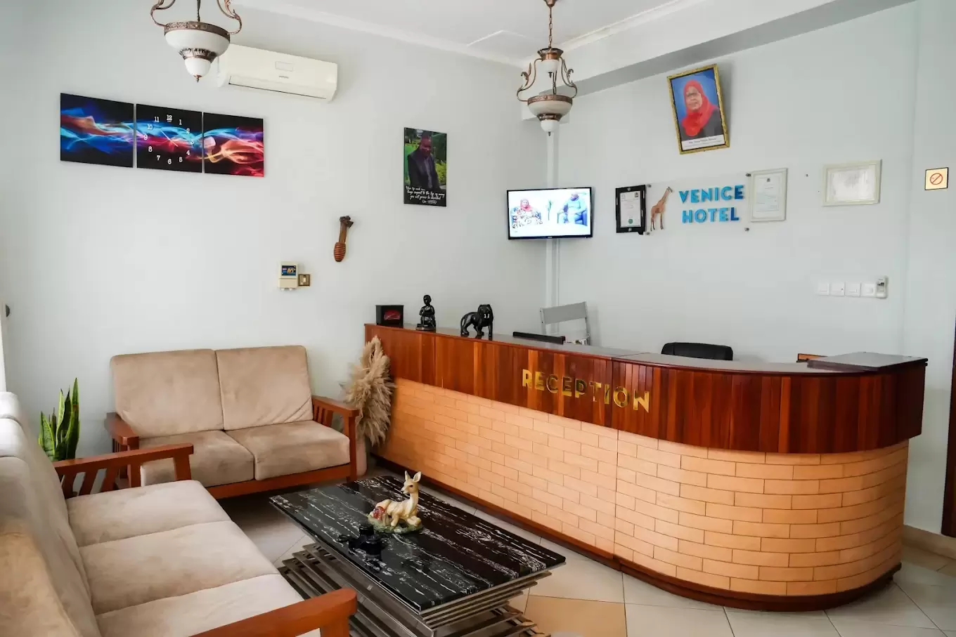 Venice Hotel, Arusha