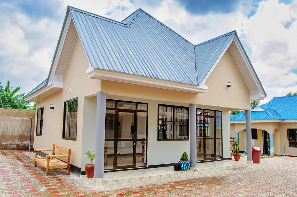 Wanyama B&B, Arusha.