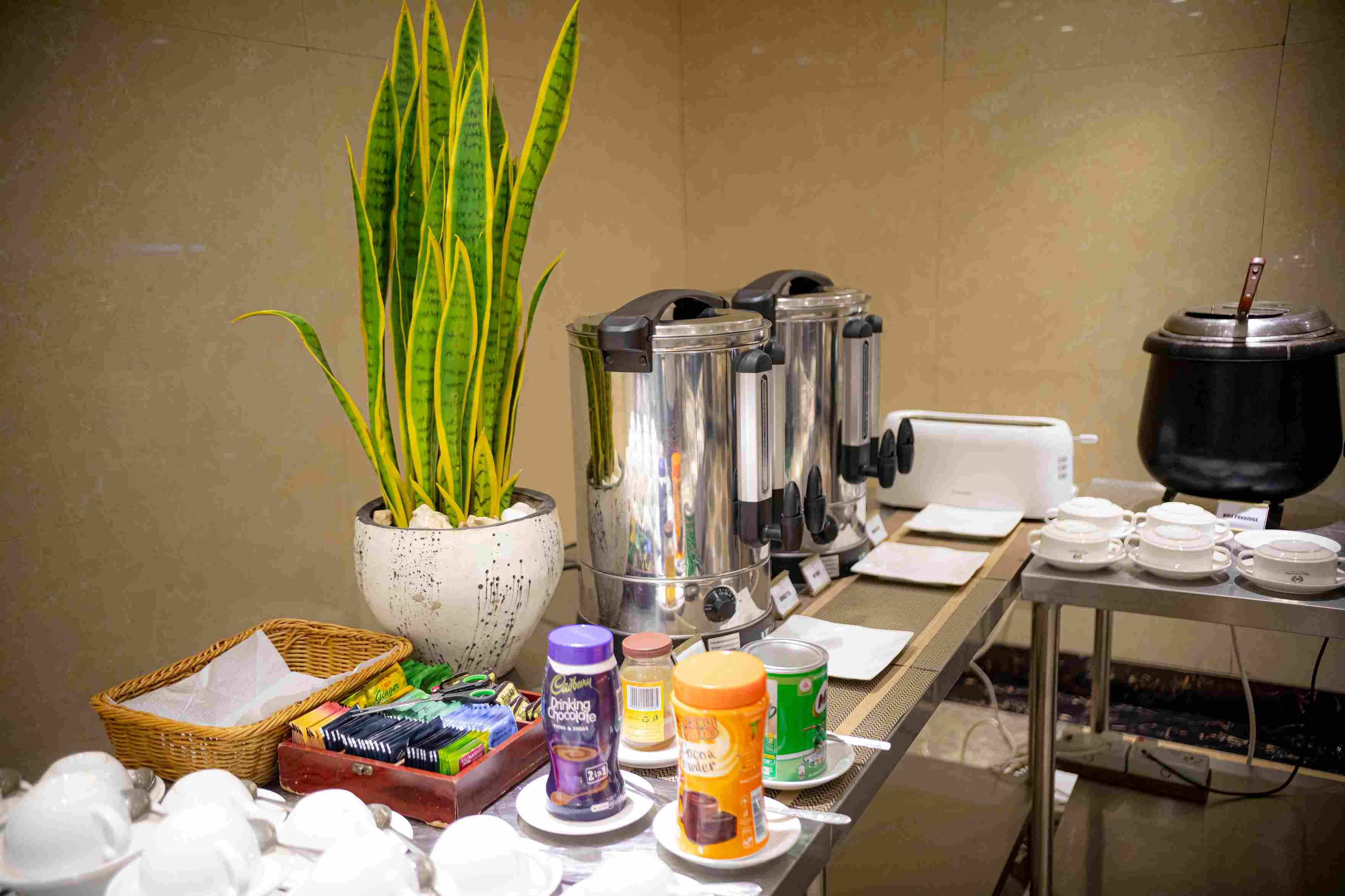Tiffany Diamond Hotel-Indira Gandhi Street, Dar es Salaam