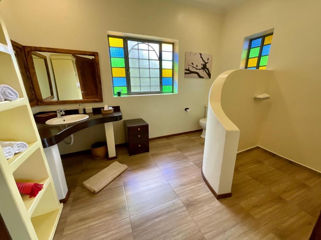 Pink Flamingo Boutique Hotel, Moshi.