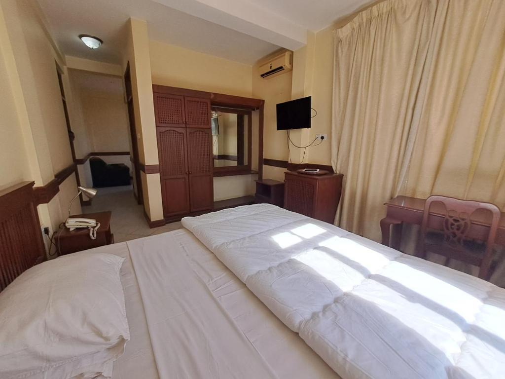 Moshi Leopard Hotel, Kilimanjaro.