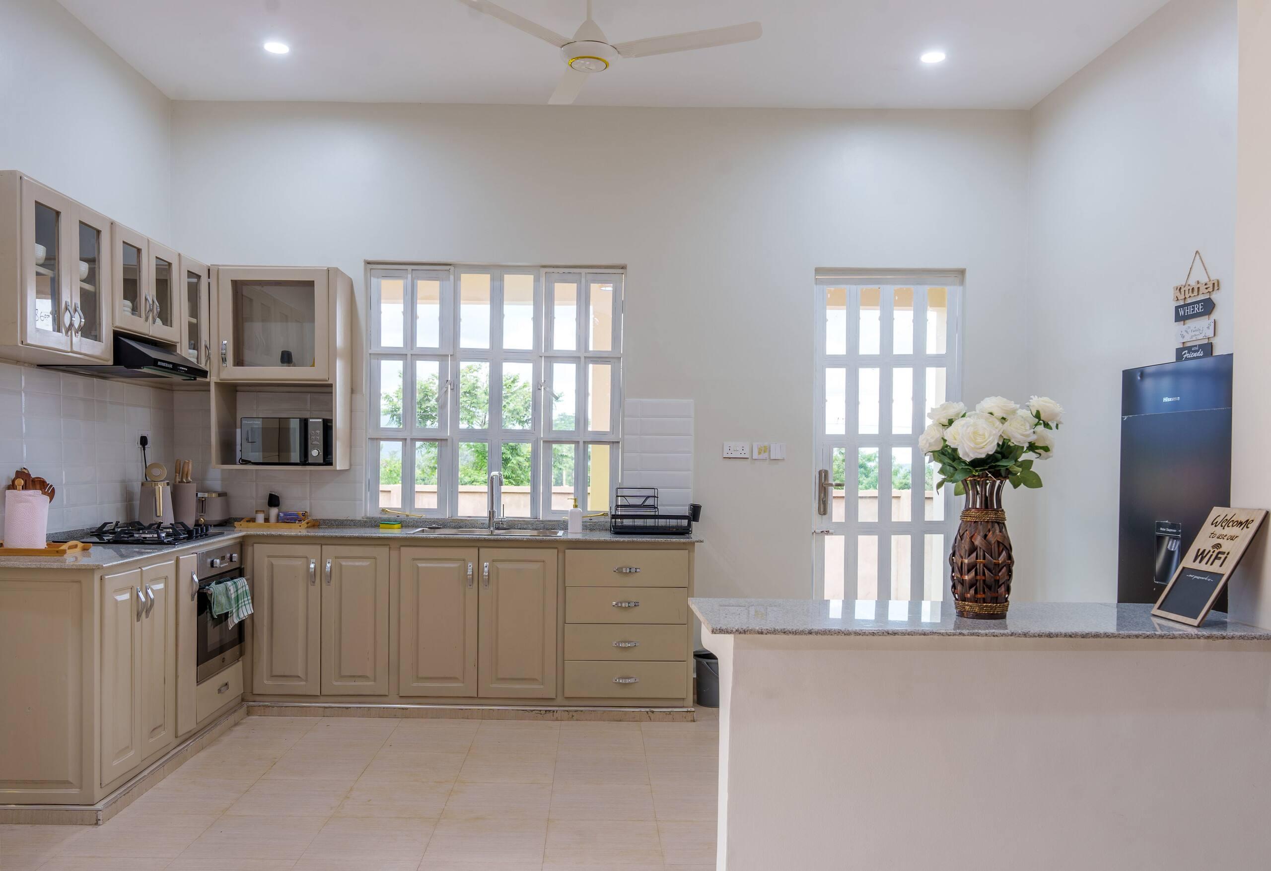 Hoopla Homes, Moshi