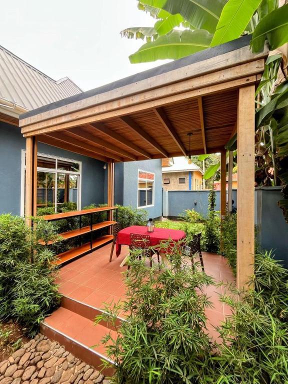 Moshi Epic Accommodations