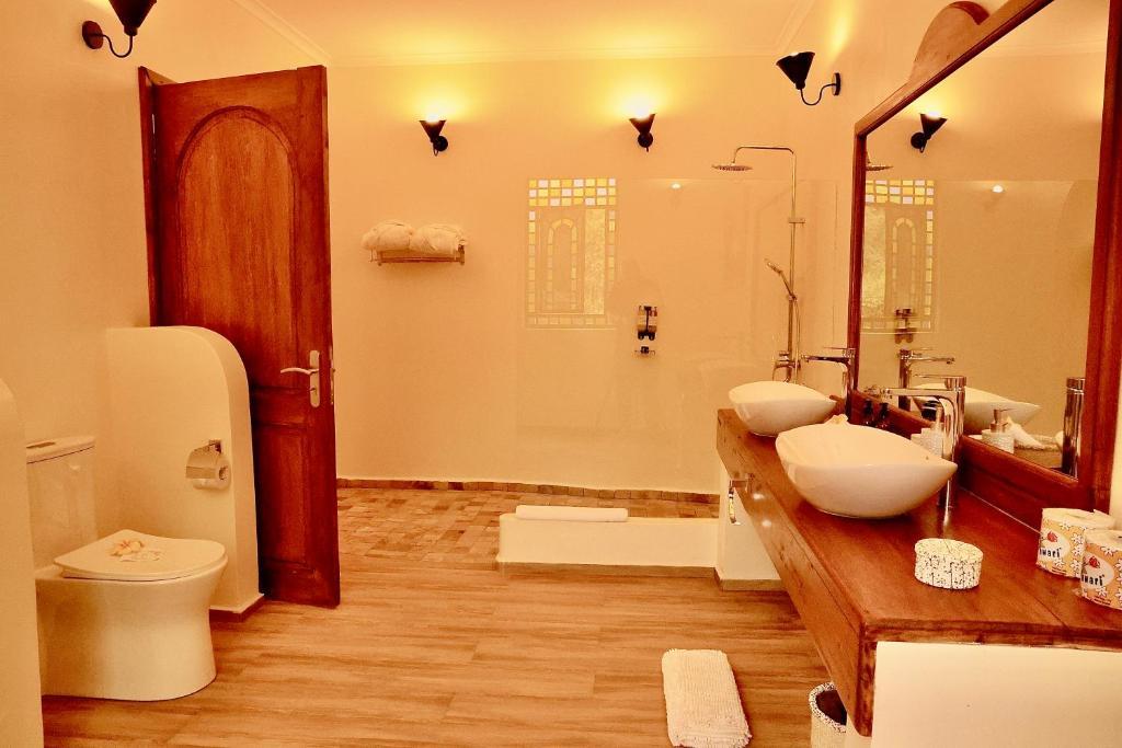 Pink Flamingo Boutique Hotel, Moshi.