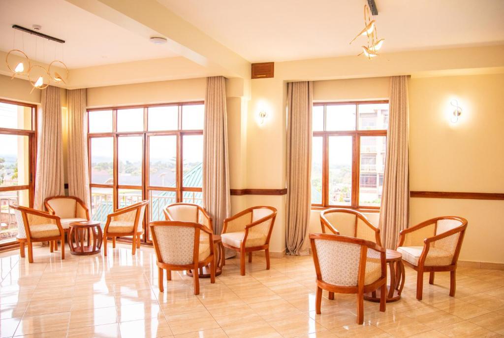 Skylark Hotel, Karatu