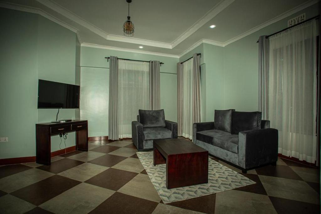 Nguchiro Palace Hotel-Moshi