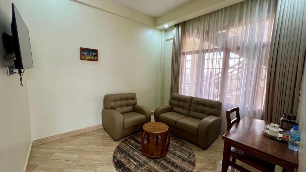 Skylark Hotel, Karatu