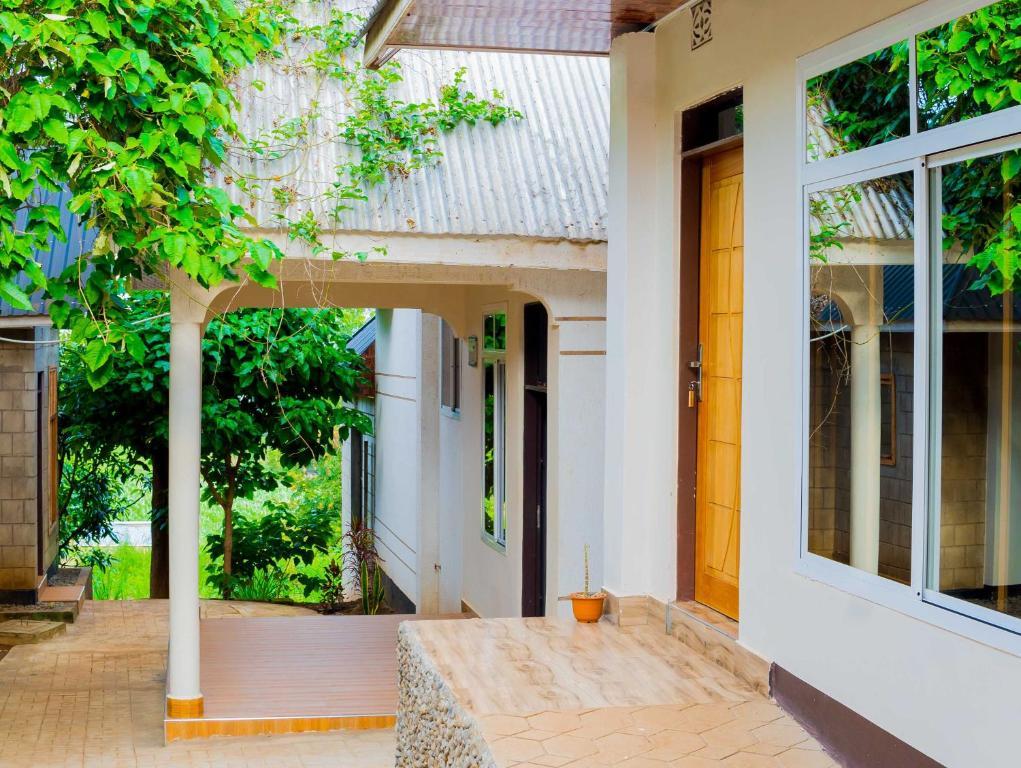 Breezy Lodge, Moshi