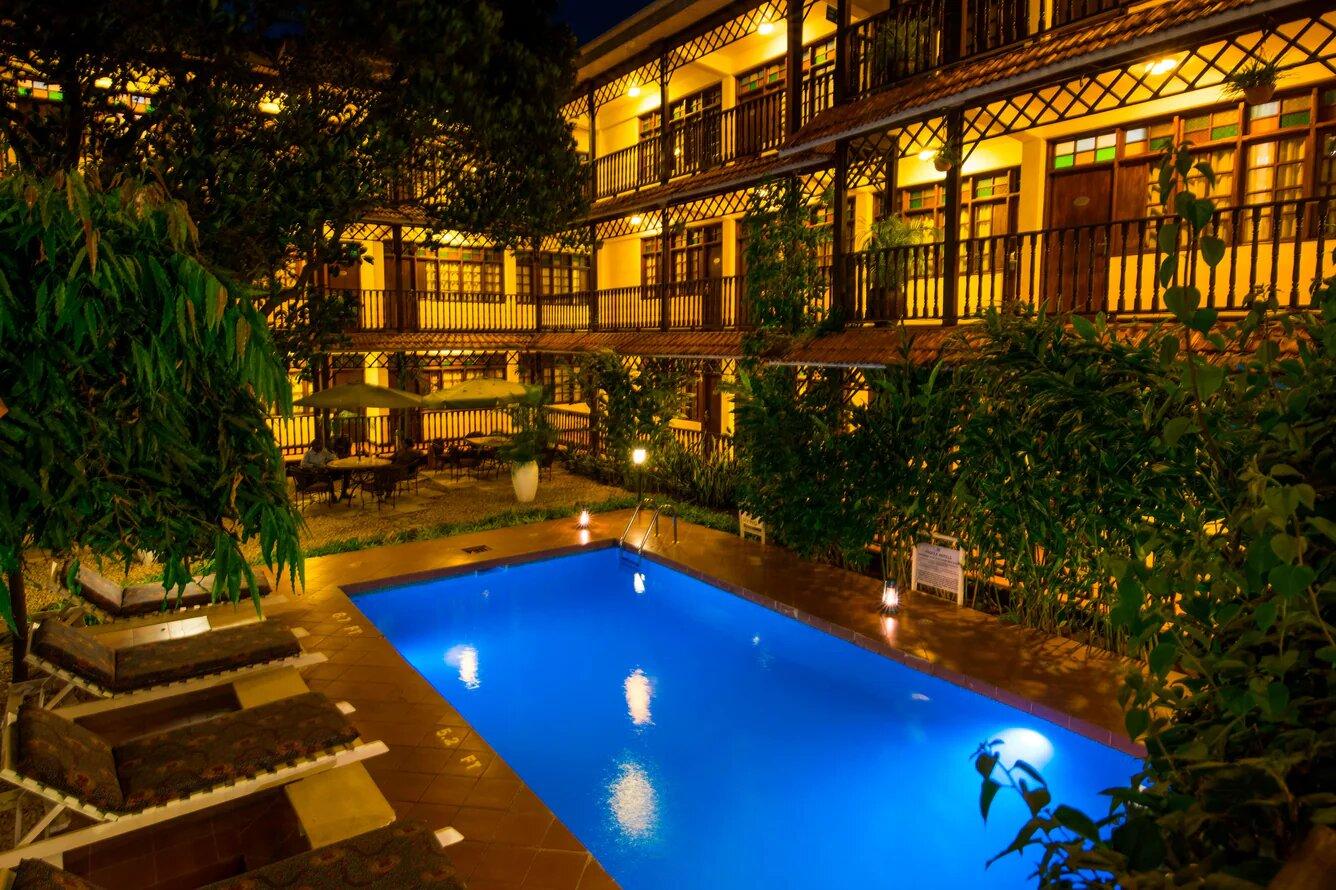 Protea Hotel Dar es Salaam Courtyard