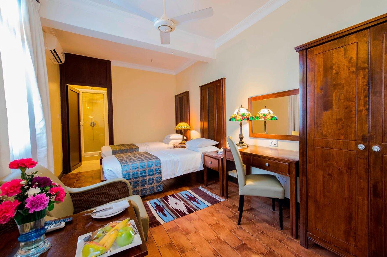 Protea Hotel Dar es Salaam Courtyard