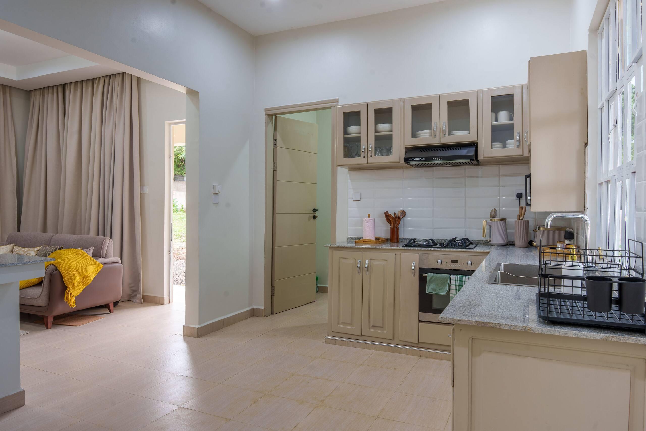 Hoopla Homes, Moshi