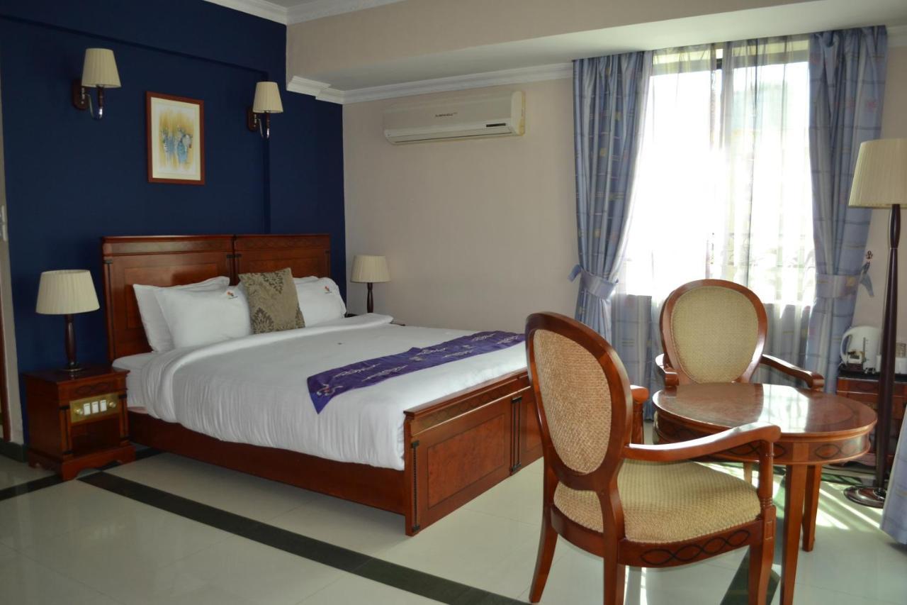 Hotel Nikko Towers, Dar es Salaam.