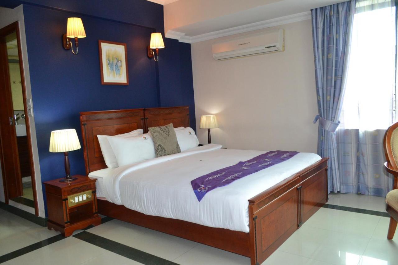 Hotel Nikko Towers, Dar es Salaam.