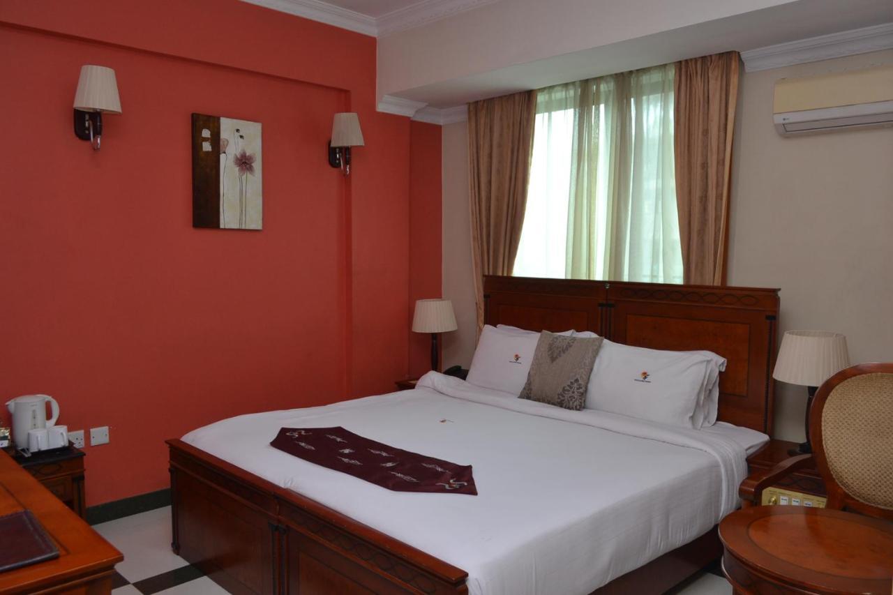 Hotel Nikko Towers, Dar es Salaam.