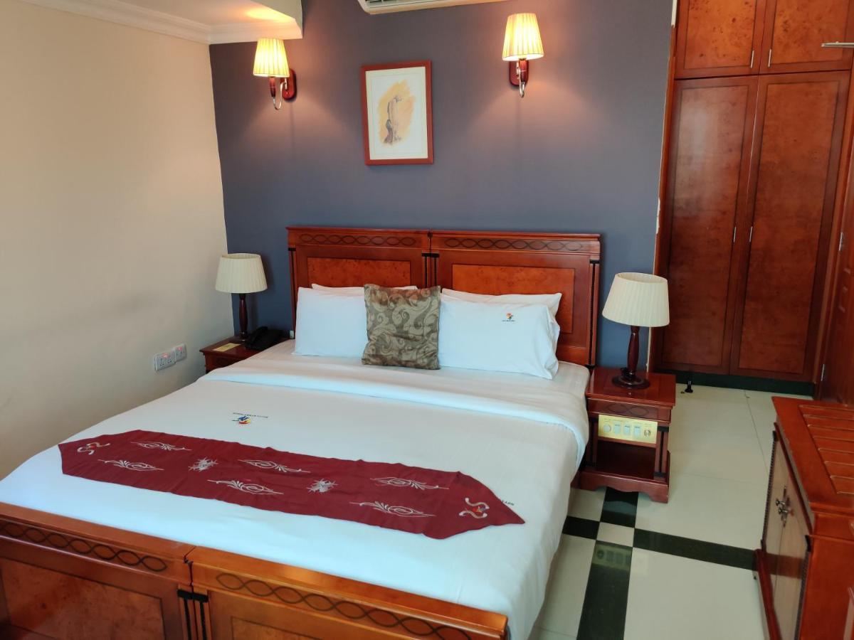 Hotel Nikko Towers, Dar es Salaam.